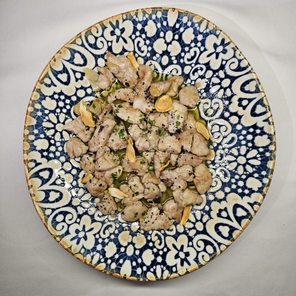 Blanquillas de Choto al Ajillo